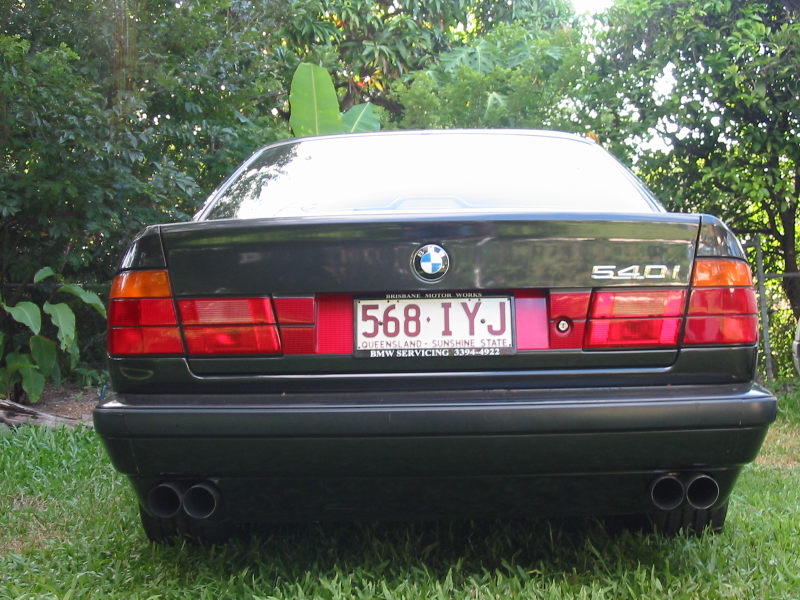 Illustration for article titled Have a Bavarian ton of E32s, E34s and E36s